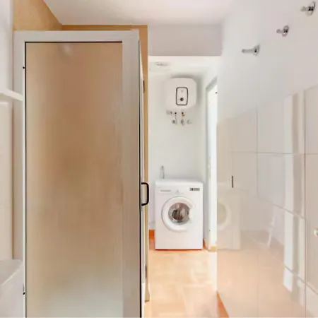 Alisios Amplio Y Luminos A Pasos Del Mar